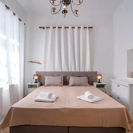 Semesterbostad Naxos Family House In Vivlos Naxos City