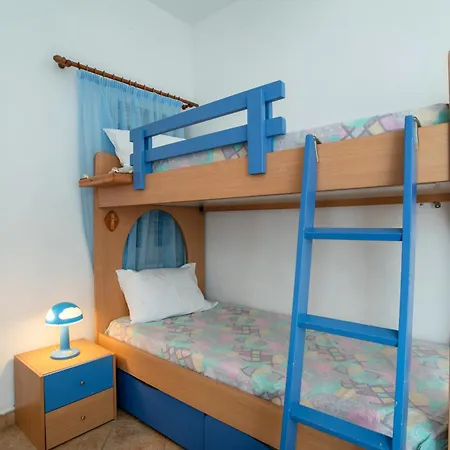 Naxos Family House In *